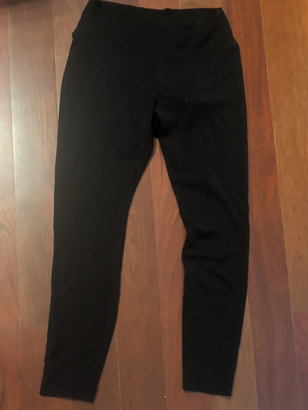 White House Black Market Women's Black Weekend Legging